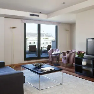 https://majestic-residence.catalonia-hotels.com